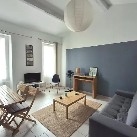 Lägenhet Air-conditioned 2-room Balcony For 4 People - *
